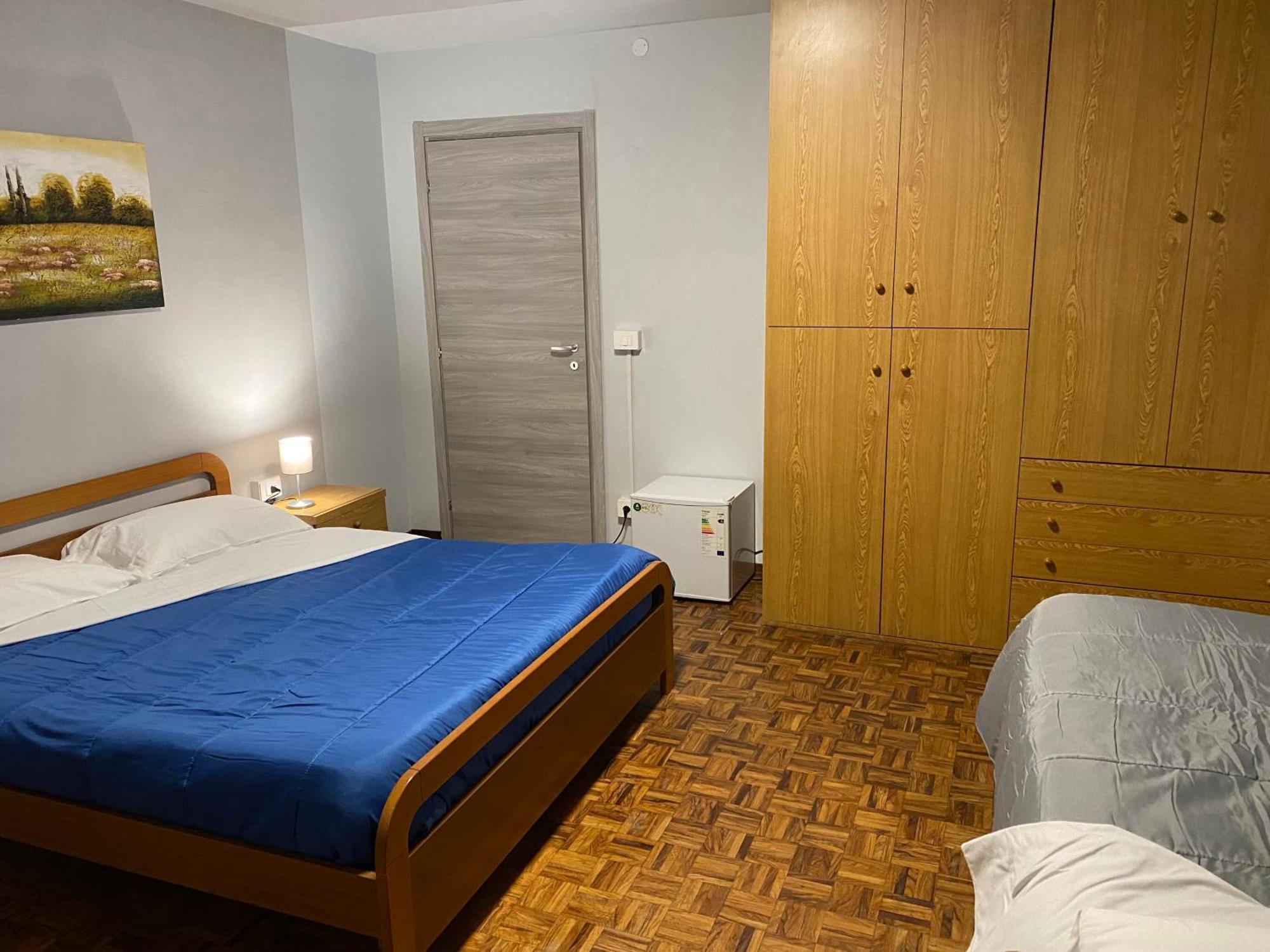 Bed and Breakfast La Casa Di Cate & Adry Envie Екстер'єр фото