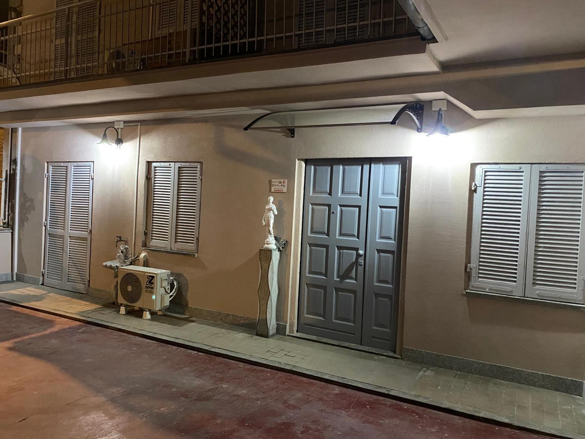 Bed and Breakfast La Casa Di Cate & Adry Envie Екстер'єр фото
